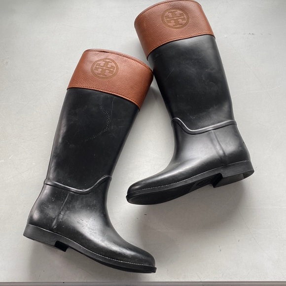 Tory Burch Shoes - Tory Burch sz9 black pvc/leather Rain boots